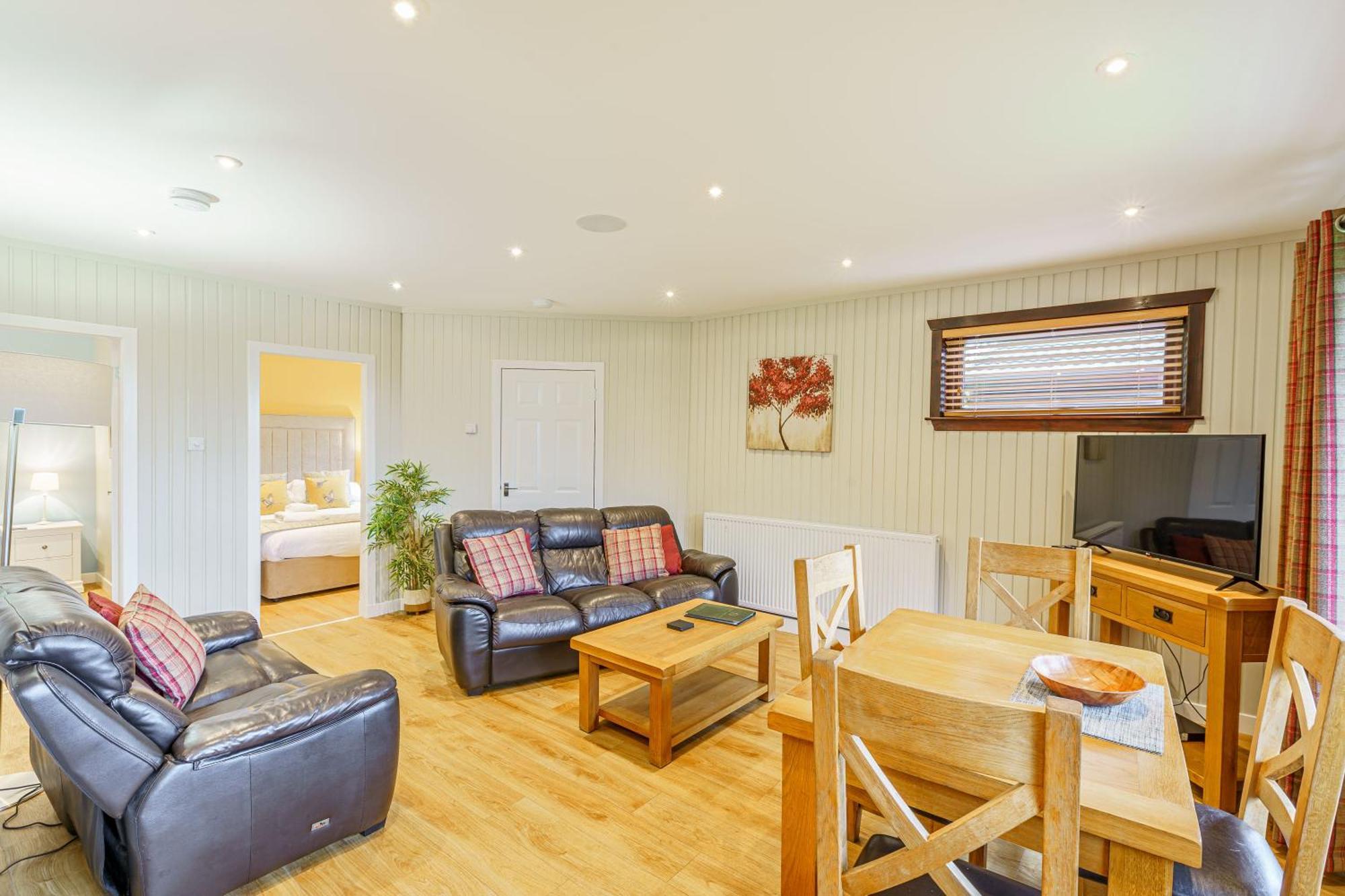Birch 19 With Hot Tub Chalet *